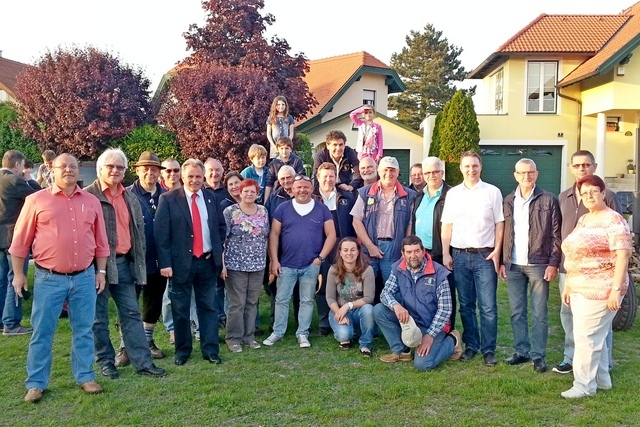 Maibaum_Oeynhausen_2014.jpg
